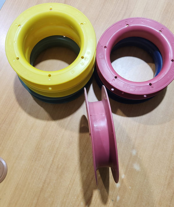 empty plastic fishing line spools PRICE w/o GST) - HANDLINE